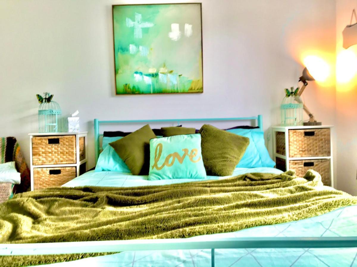 A Little Bit Beachy Modern Guest Room And Private Toilet Christchurch Exterior foto